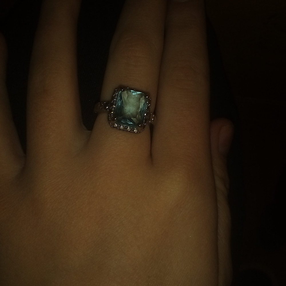 Ring - Picture 2 of 2